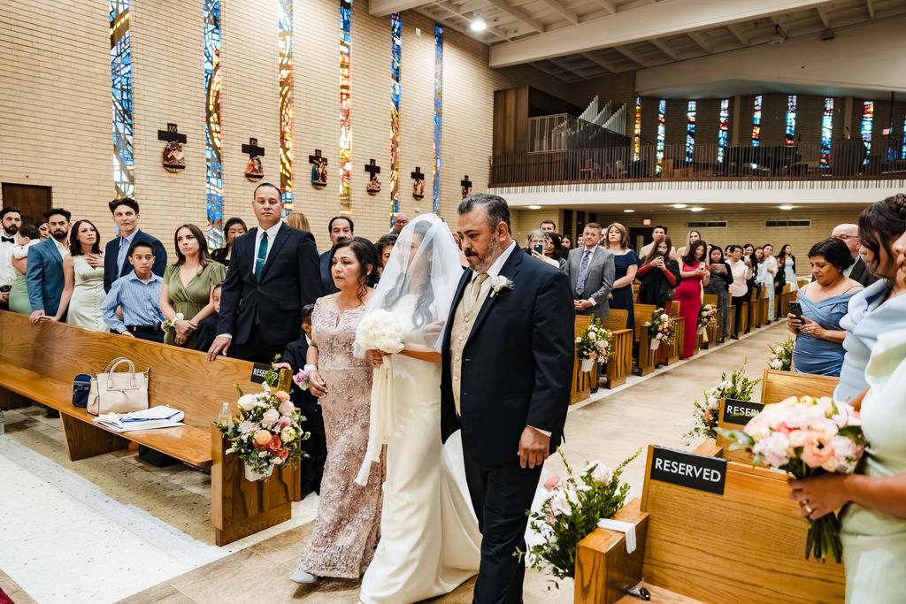 PJ and Sarah's Nuptial Mass at Saint Mary's Catholic Church, Fullerton — photo 5