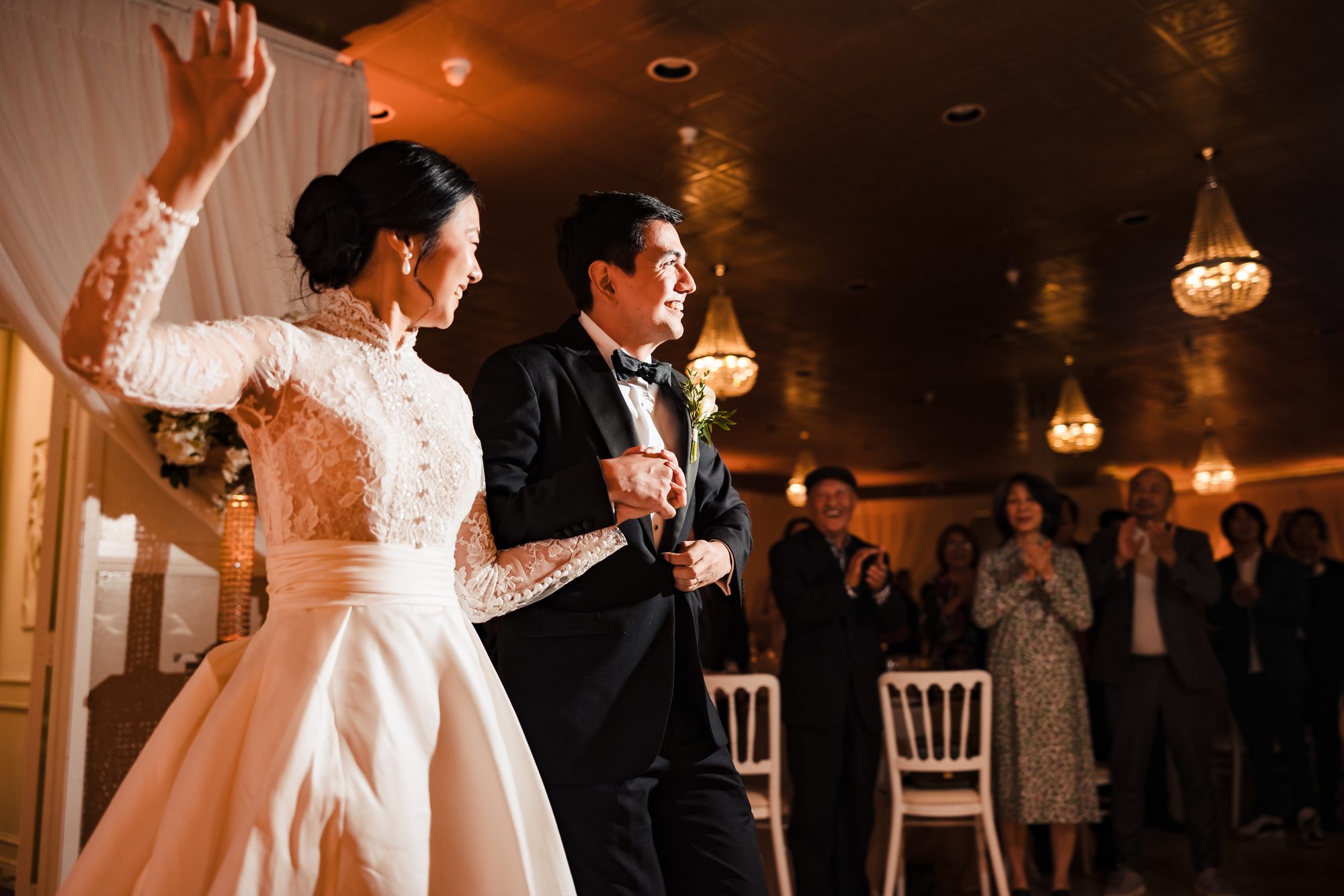 An emotional father-daughter dance